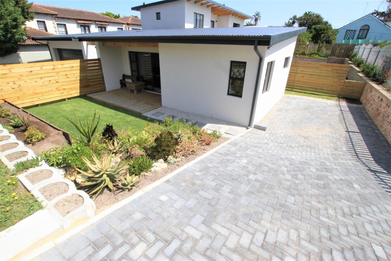 Garden Flat - Walk To The Beach Plettenberg Bay Dış mekan fotoğraf